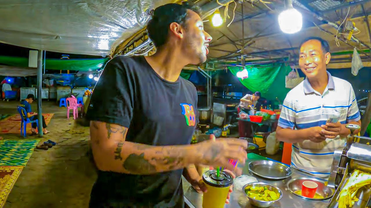O QUE ACONTECE NUM MERCADO NOTURNO NO CAMBOJA