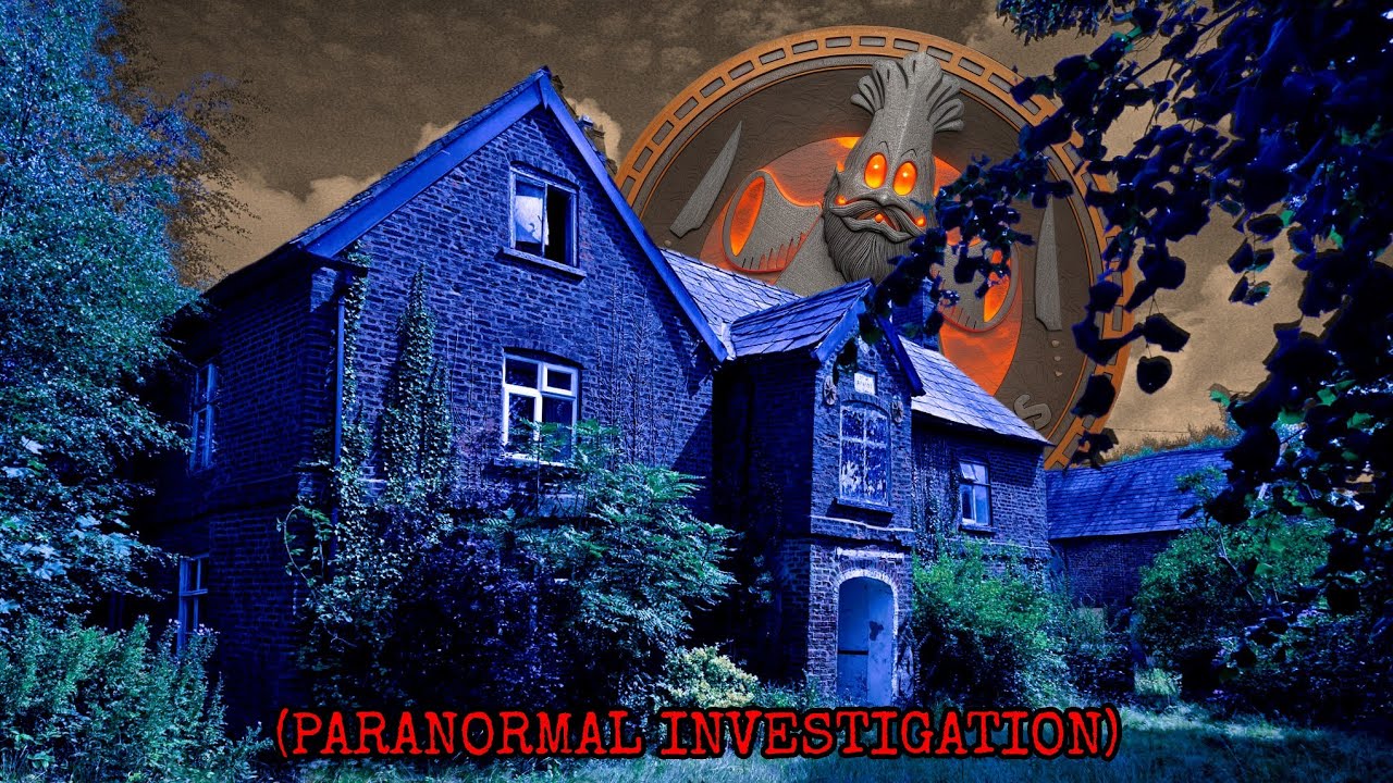 PARANORMAL ACTIVITY in an old broken farmhouse! [PARANORMAL INVESTIGATION]